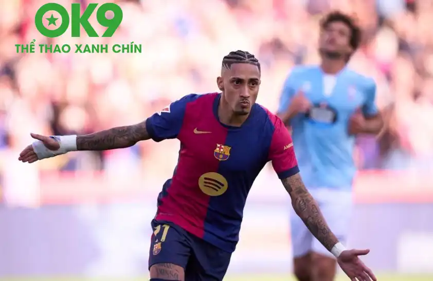 Raphinha là ngôi sao sáng nhất trên hàng công Barcelona mùa này Raphinha là ngôi sao sáng nhất trên hàng công Barcelona mùa này