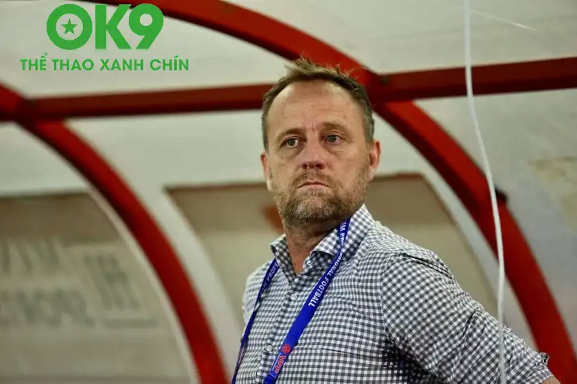 HLV Polking trước mắt có HCĐ tại Cúp Quốc gia 2024/25 HLV Polking trước mắt có HCĐ tại Cúp Quốc gia 2024/25